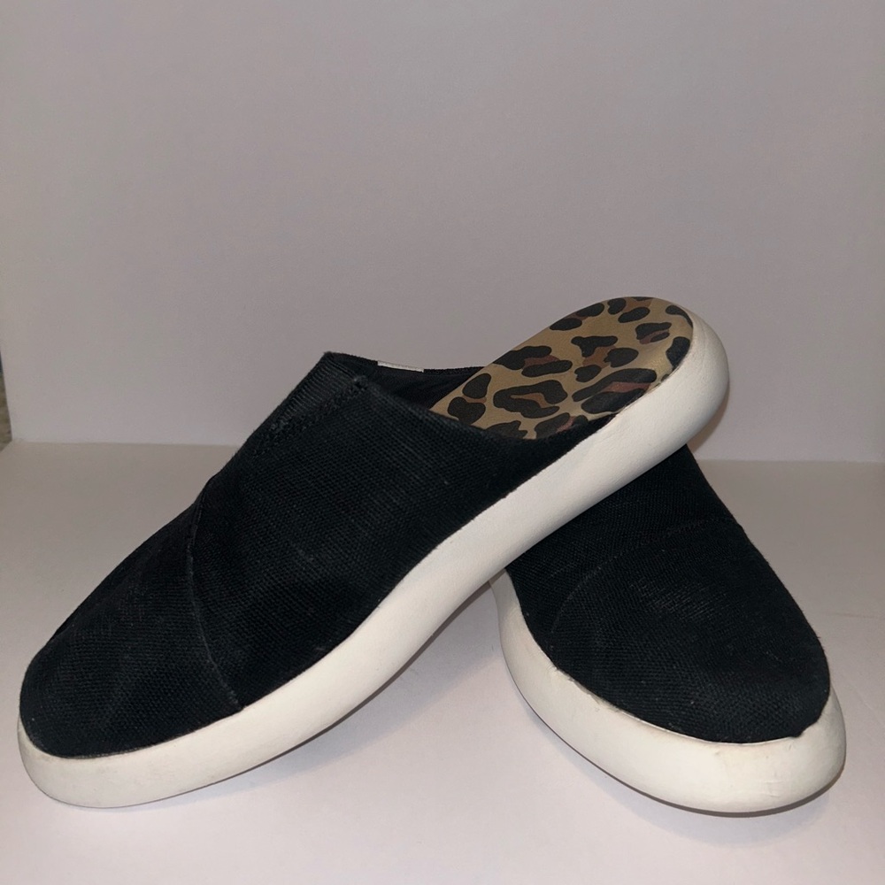 Toms Black Slip-On Mules with Leopard Print Insole